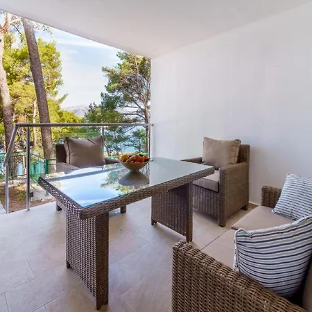 Apartment - Comfort One Bedroom F2 Lumbarda